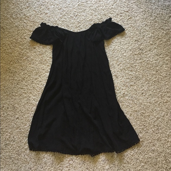 Forever 21 Adorable Black Off The Shoulder Dress Size Small - Picture 3 of 6